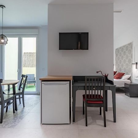 Chic & Comfortable Apartment, Private Terrace Valencia Bagian luar foto