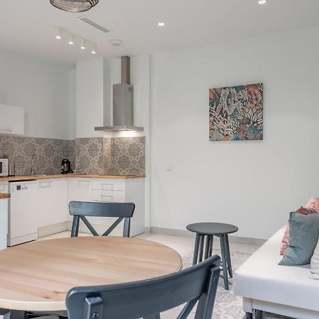 Chic & Comfortable Apartment, Private Terrace Valencia Bagian luar foto