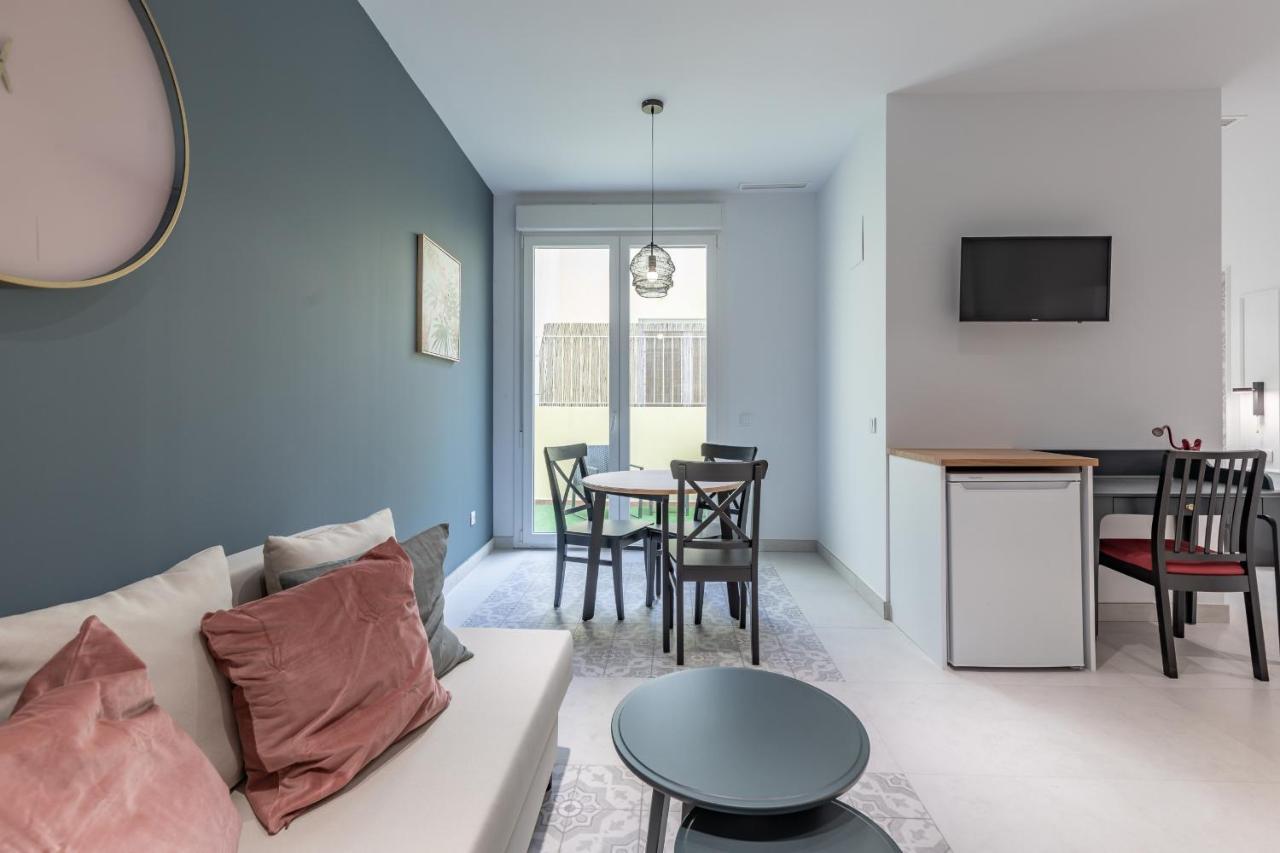 Chic & Comfortable Apartment, Private Terrace Valencia Bagian luar foto
