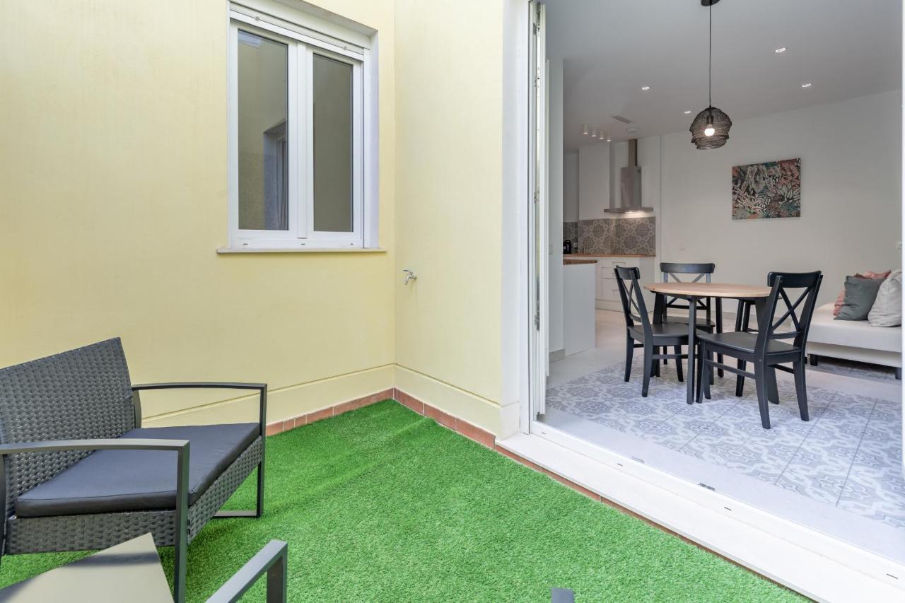 Chic & Comfortable Apartment, Private Terrace Valencia Bagian luar foto