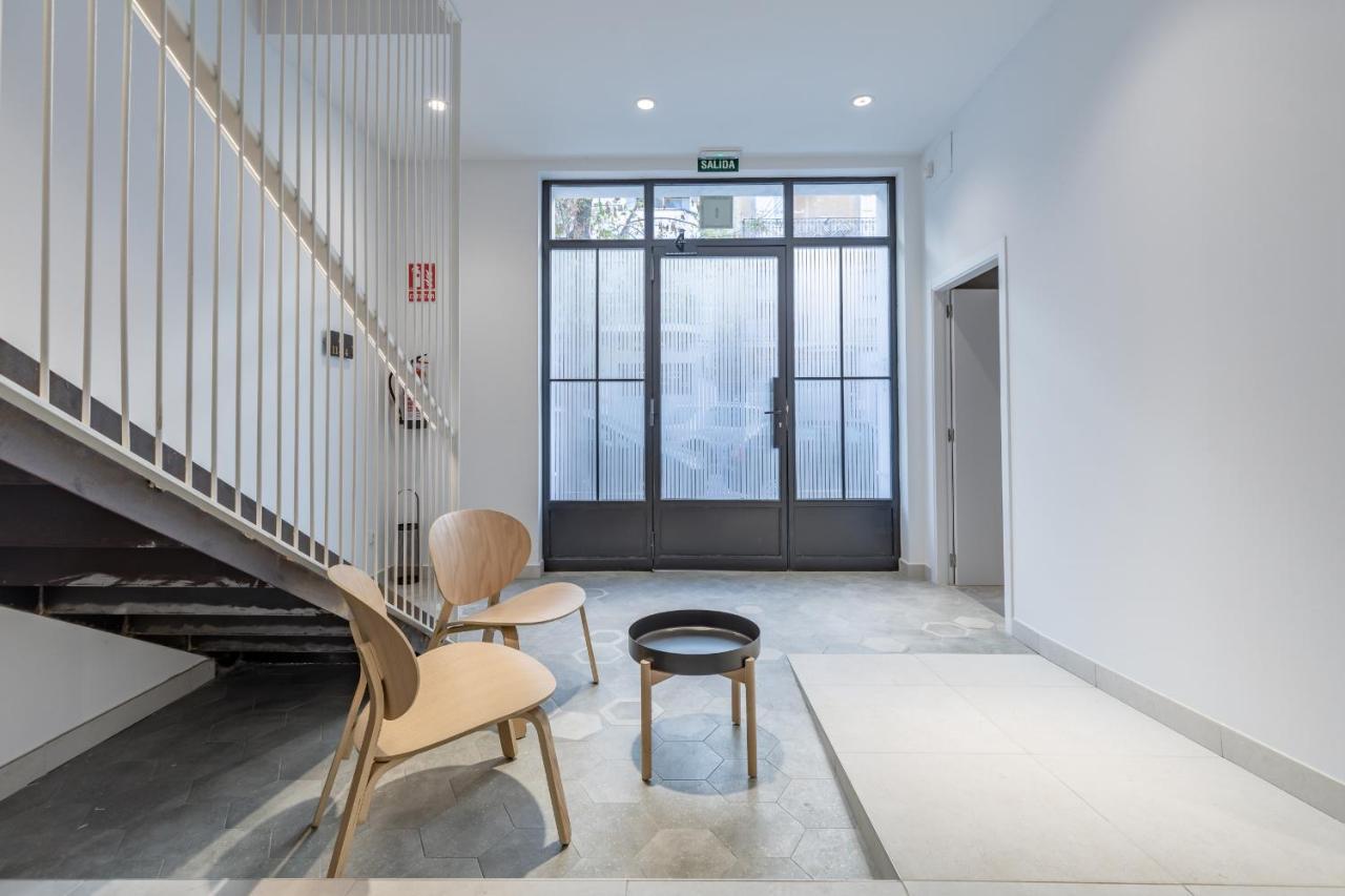 Chic & Comfortable Apartment, Private Terrace Valencia Bagian luar foto